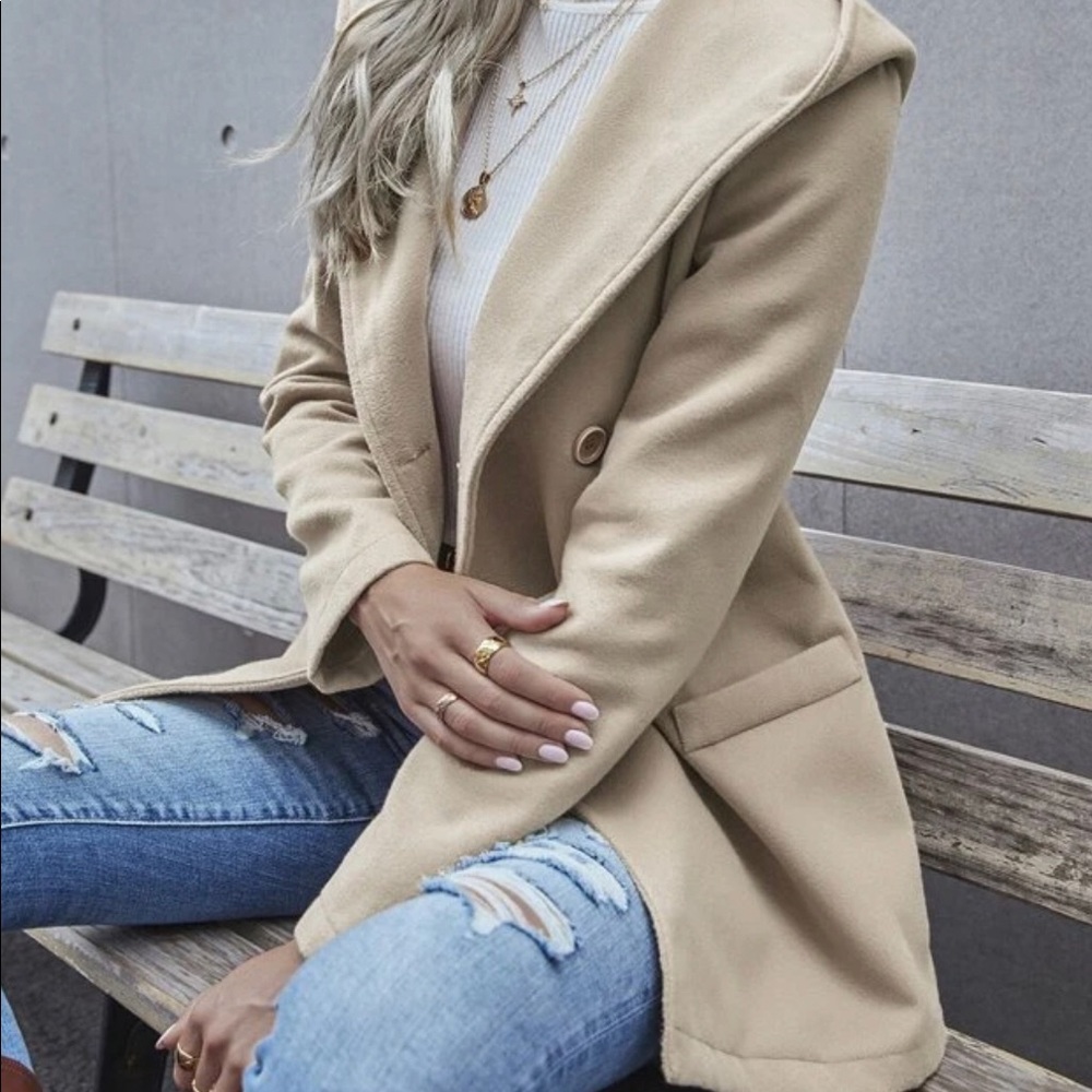 Hooded overcoat